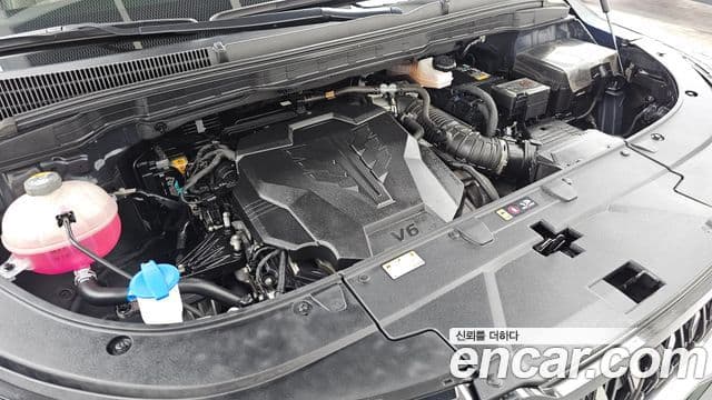 Kia Carnival 2024 — ფოტო 6/20