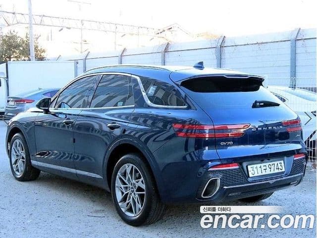 Genesis GV70 2021 — ფოტო 2/20