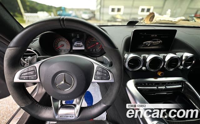 Mercedes-Benz AMG GT 2019 — Photo 6/20