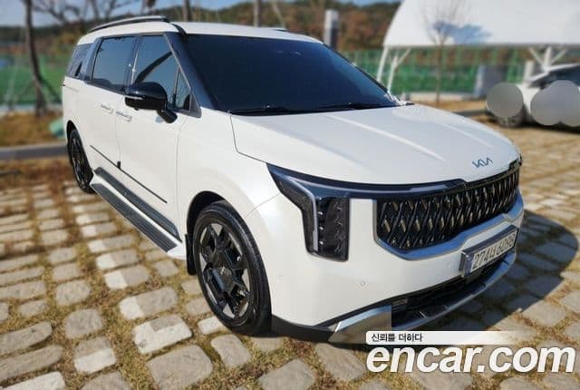 Kia Carnival 2024 — ფოტო 19/19