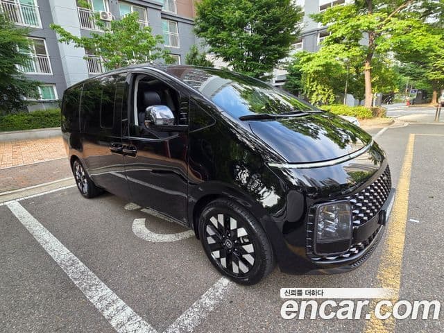 Hyundai Staria 2024 — Фото 12/20