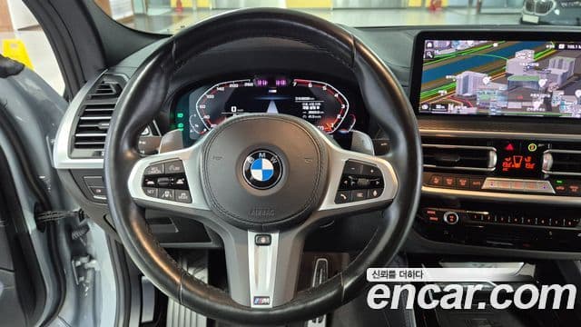 BMW X4 2023 — фото 14 из 20