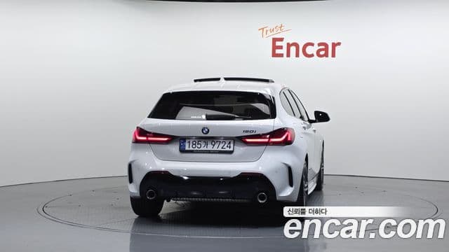 BMW 1 Series 2023 — Şəkil 4/20