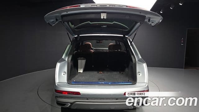 Audi Q7 2023 — Şəkil 20/20