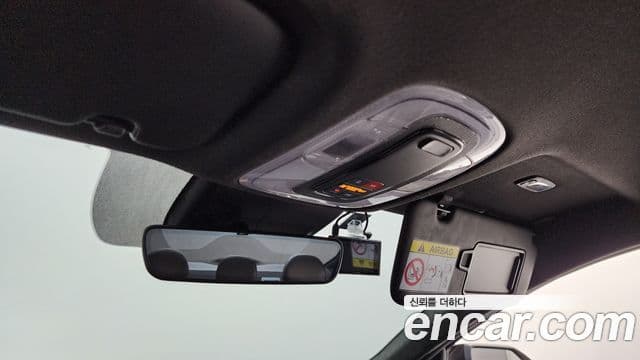 Hyundai The New Avante Hybrid 2022 — Photo 34/34