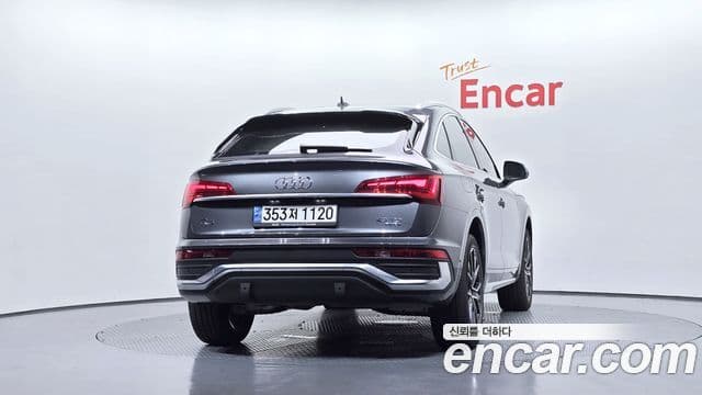 Audi Q5 2022 — Şəkil 4/20