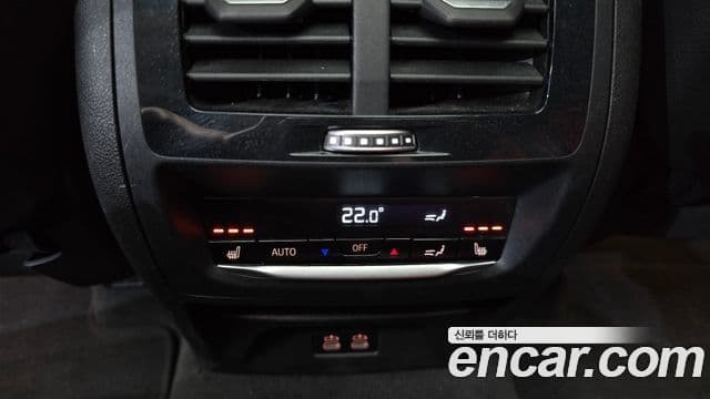 BMW X3M 2023 — Photo 29/32