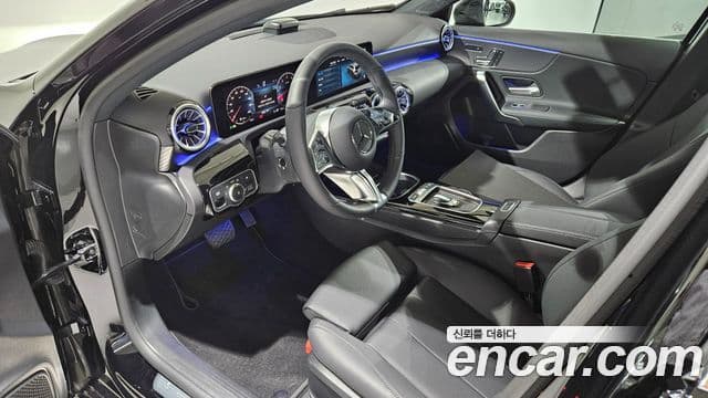 Mercedes-Benz A-Class 2025 — Şəkil 19/20