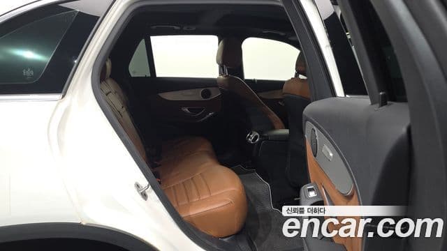 Mercedes-Benz GLC-Class 2022 — Şəkil 12/20
