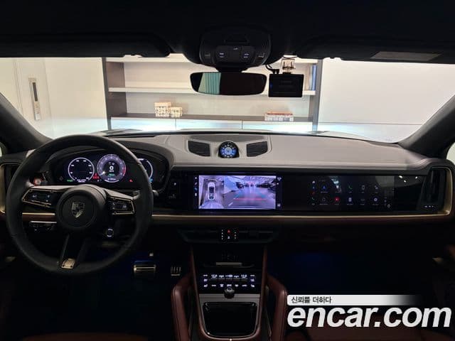 Porsche Cayenne 2025 — ფოტო 15/20