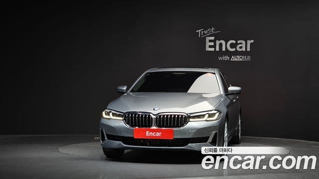 BMW 5 Series 2023 — Şəkil 3/20