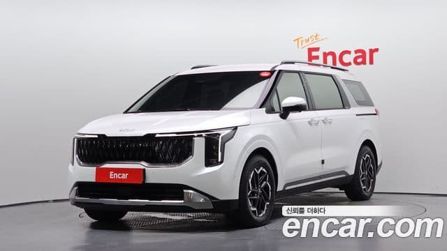 Kia Carnival 2025 — Фото 1/20