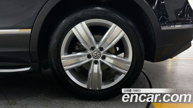 Volkswagen Tiguan 2020 — Şəkil 14/20