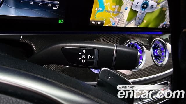 Mercedes-Benz E-Class 2018 — ფოტო 9/20