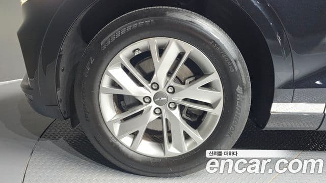 Genesis GV70 2021 — ფოტო 4/20