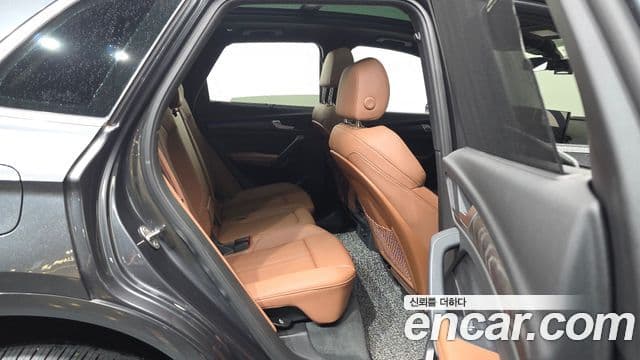 Audi Q5 2023 — ფოტო 12/20