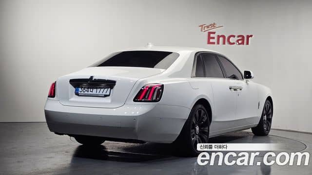 Rolls-Royce Ghost, 2025
