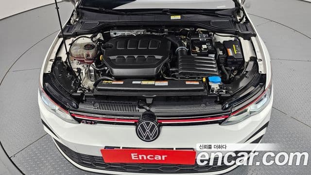 Volkswagen Golf 2023 — фото 6 из 20