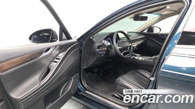 Genesis Electrified G80 2021 — фото 9 из 20