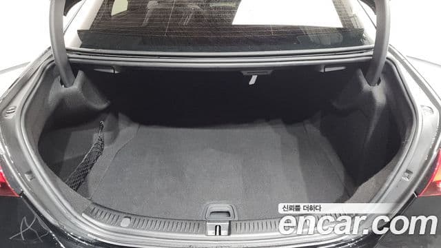 Mercedes-Benz E-Class 2020 — Şəkil 19/20