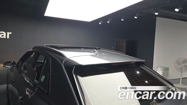 Audi Q8 2023 — Photo 28/41