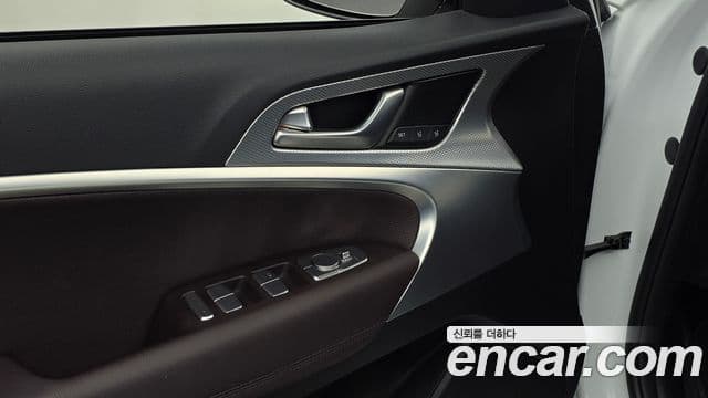 Genesis G70 2023 — Şəkil 17/20