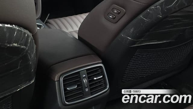 Genesis G70 2023 — Şəkil 18/20