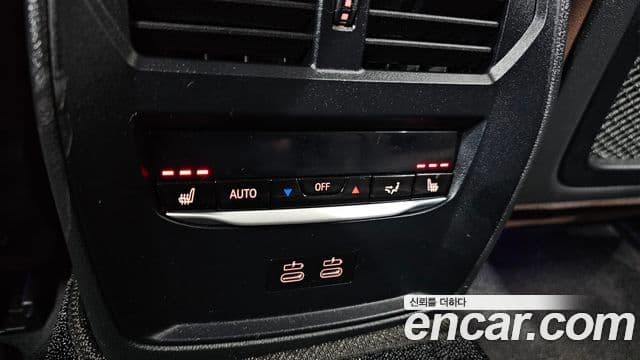 BMW 3 Series 2022 — ფოტო 19/20