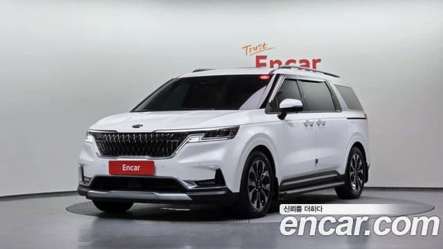 Kia Carnival 2021 — ფოტო 1/20