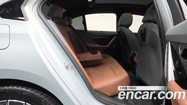 BMW i5 2025 — ფოტო 24/34