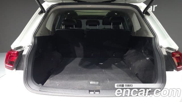 Volkswagen Tiguan Allspace 2018 — фото 20 из 20