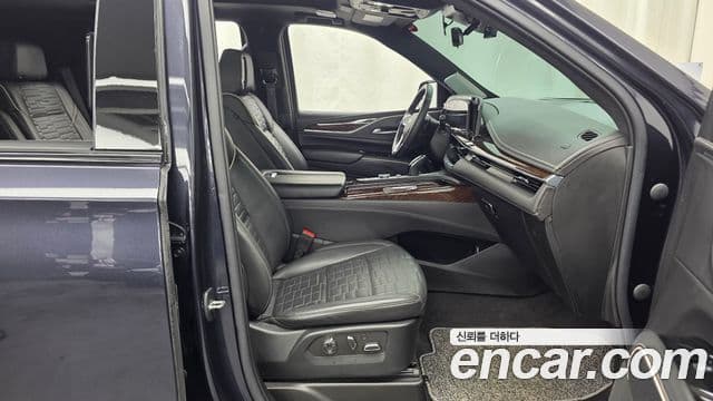 Cadillac Escalade 2022 — Şəkil 11/20