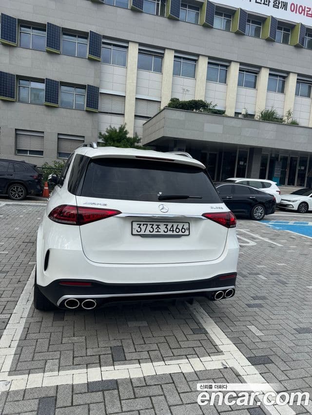 Mercedes-Benz GLE-Class 2019 — Şəkil 4/10