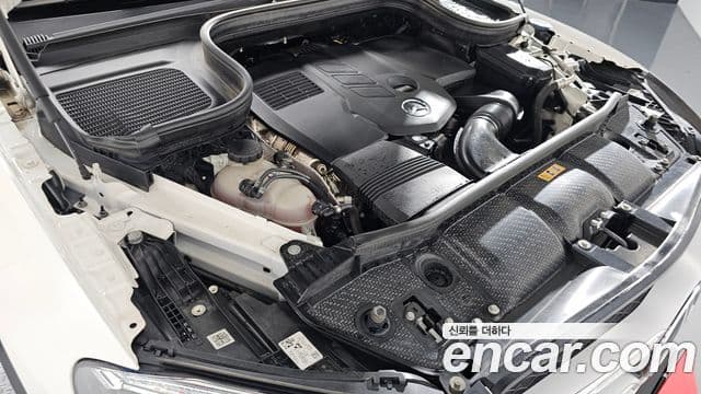 Mercedes-Benz GLE-Class 2022 — ფოტო 6/20