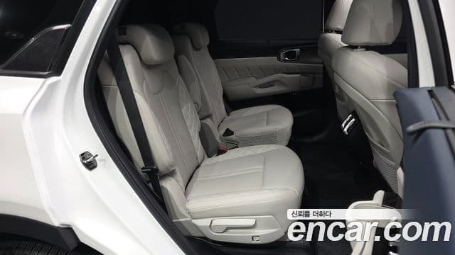 Kia Sorento 2023 — Şəkil 12/20