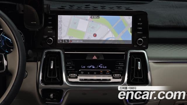 Kia Sorento 2023 — Şəkil 14/20