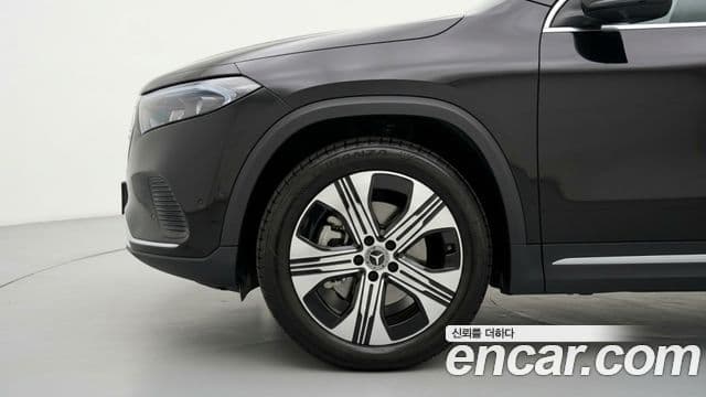 Mercedes-Benz EQA 2025 — ფოტო 3/11