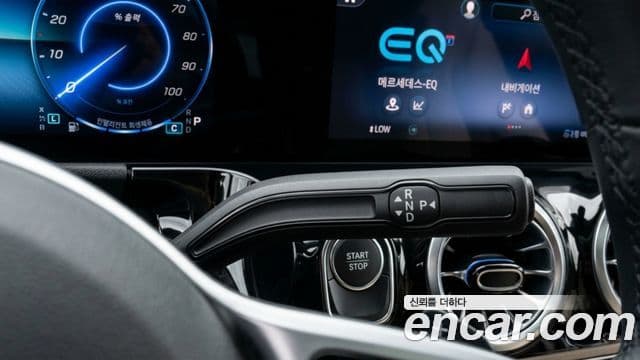 Mercedes-Benz EQA 2025 — ფოტო 8/11