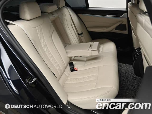 BMW 5 Series 2020 — ფოტო 12/20