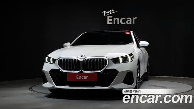 BMW 5 Series 2024 — ფოტო 3/20