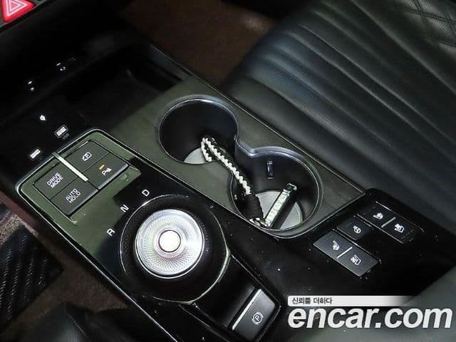 Kia K8 2021 — ფოტო 12/20