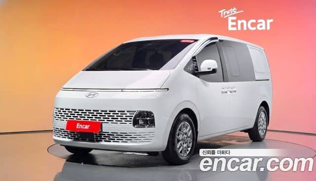 Hyundai Staria, 2025