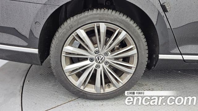 Volkswagen Passat GT 2021 — Şəkil 5/20