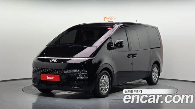 Hyundai Staria 2025 — ფოტო 1/20