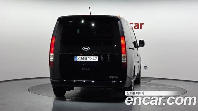 Hyundai Staria 2025 — ფოტო 4/20
