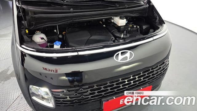 Hyundai Staria 2025 — ფოტო 6/20