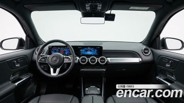 Mercedes-Benz EQB 2025 — ფოტო 6/12
