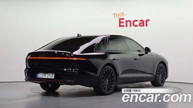 Hyundai Grandeur 2023 — Şəkil 2/20
