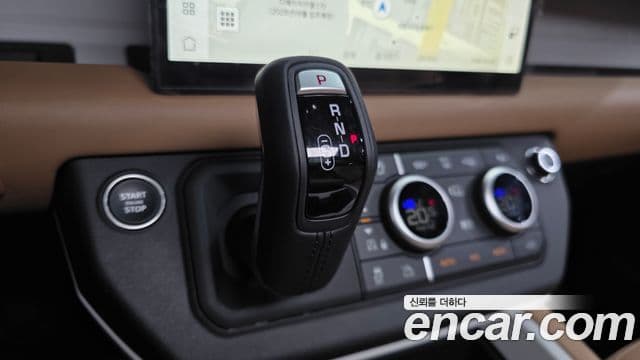 Land Rover Defender 2025 — Şəkil 13/20