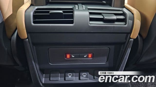 Land Rover Defender 2025 — Şəkil 18/20